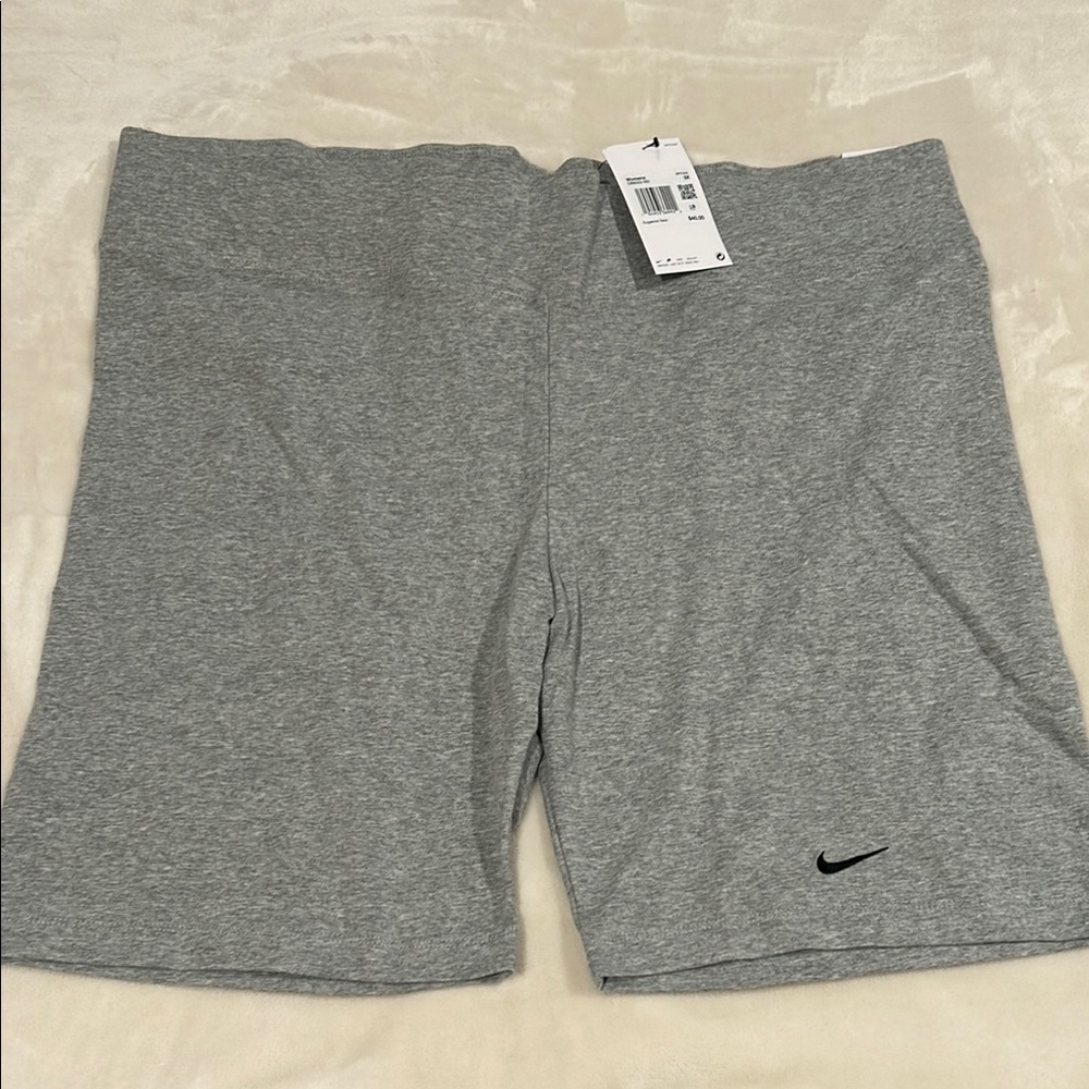 ⚡️Closet Cleanout⚡️ Nike Women's Gray Bike Shorts